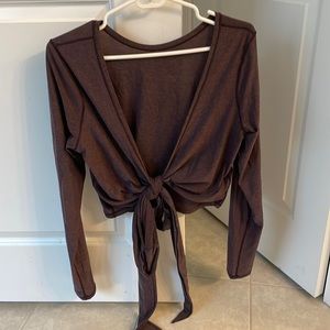 Lulu Lemon Lightweight Tie Shirt